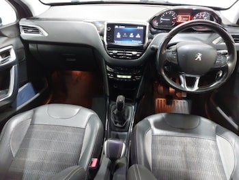 Used Peugeot 2008 2018 for sale - 78585267: Photo