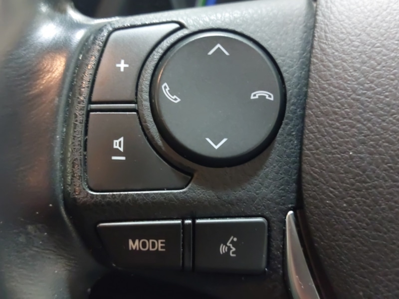 Used Toyota Auris 2018 for sale - 76745733: Photo 18