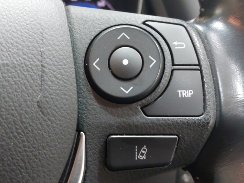 Used Toyota Auris 2018 for sale - 76745733: Photo 19