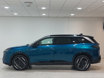 Used Peugeot 5008 2024 for sale - 76846795: Photo