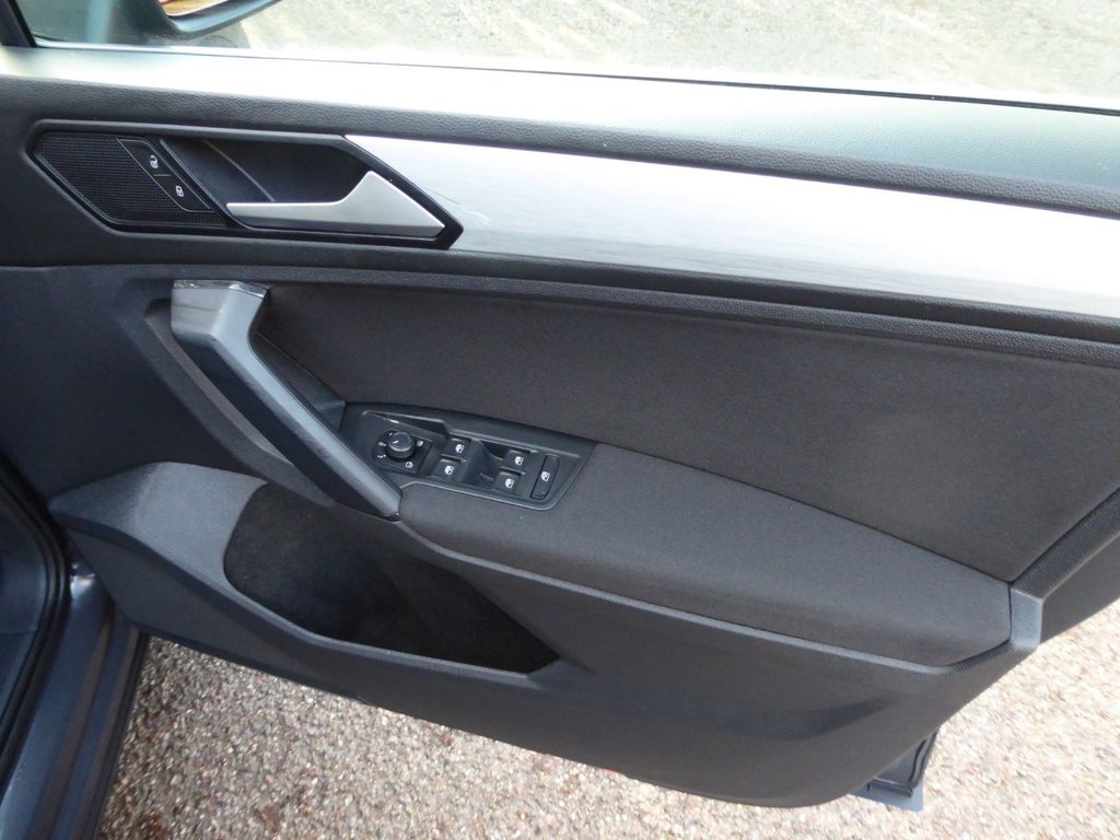 Used Volkswagen Tiguan 2020 for sale - 77133180: Photo 22