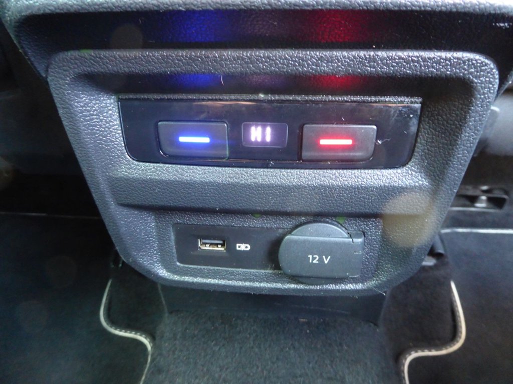 Used Volkswagen Tiguan 2020 for sale - 77133180: Photo 24