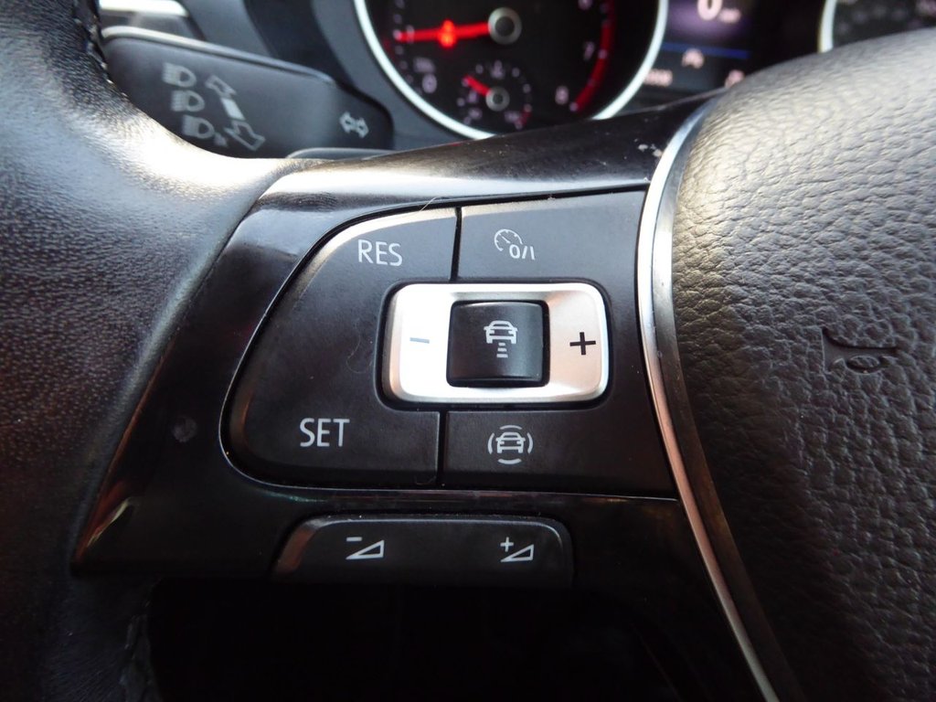 Used Volkswagen Tiguan 2020 for sale - 77133180: Photo 29