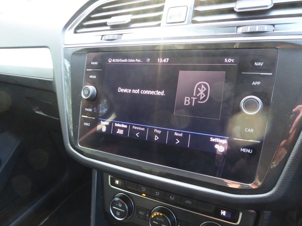 Used Volkswagen Tiguan 2020 for sale - 77133180: Photo 40