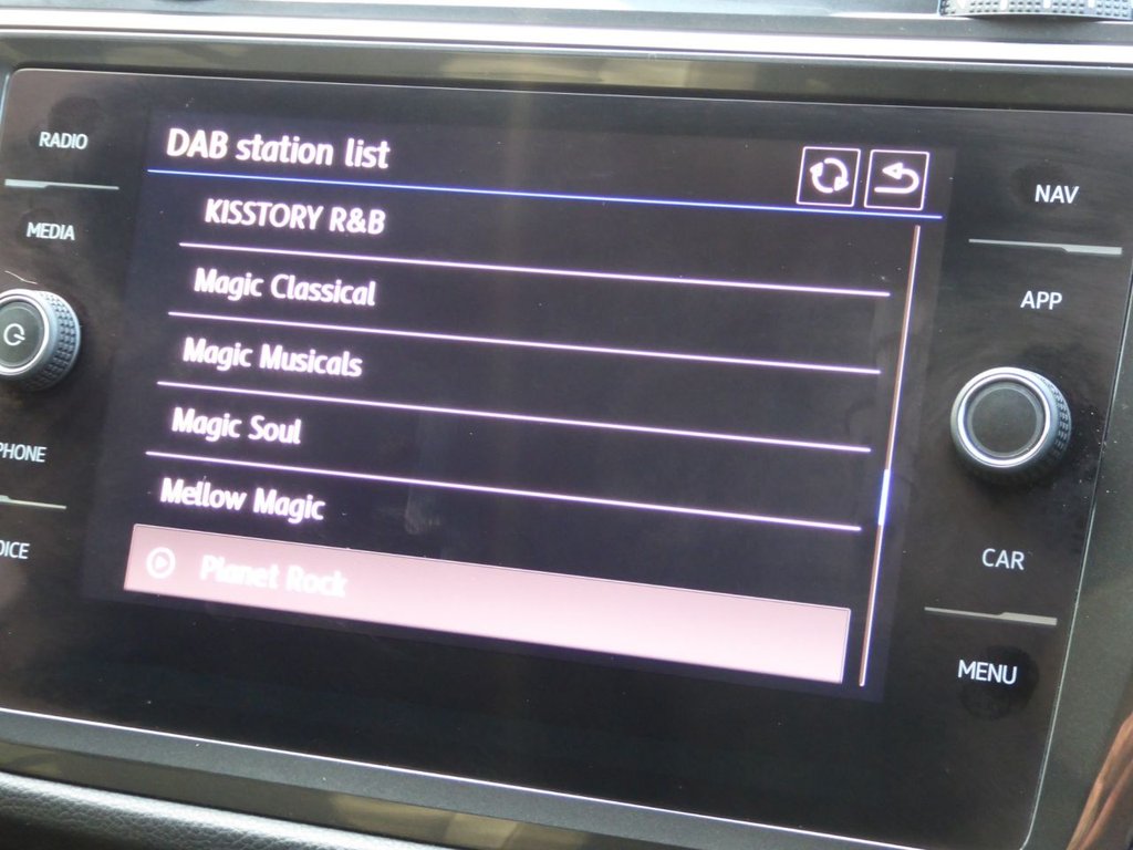 Used Volkswagen Tiguan 2020 for sale - 77133180: Photo 41