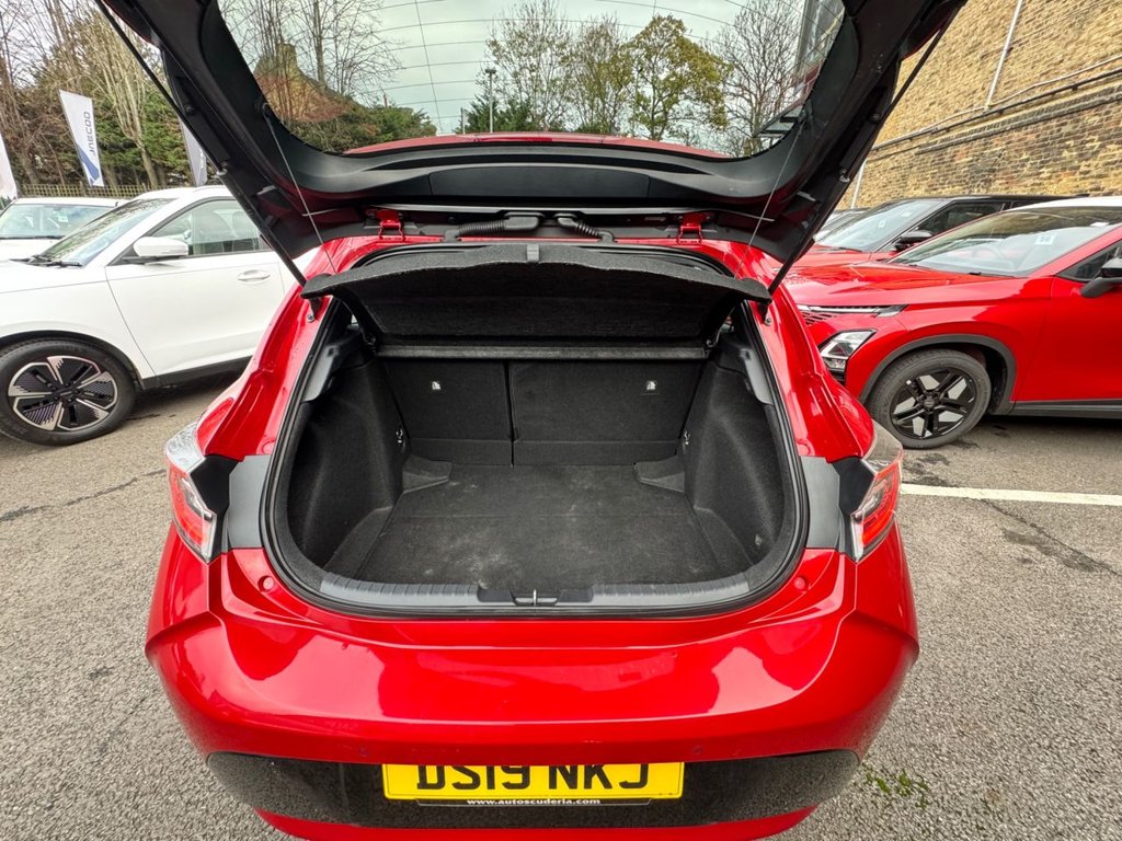 Used Toyota Corolla 2019 for sale - 76617540: Photo 30