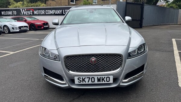 Used Jaguar XF 2020 for sale - 74930915: Photo 2