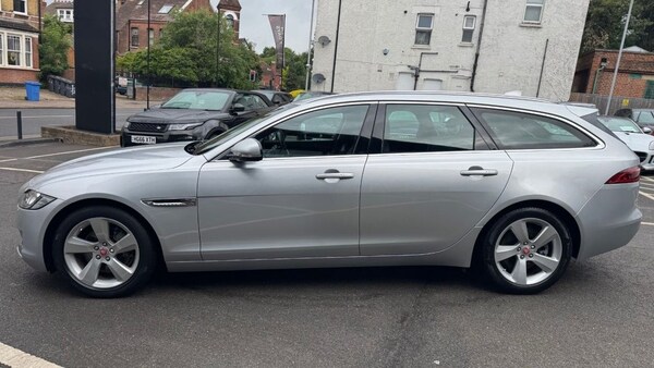 Used Jaguar XF 2020 for sale - 74930915: Photo 5