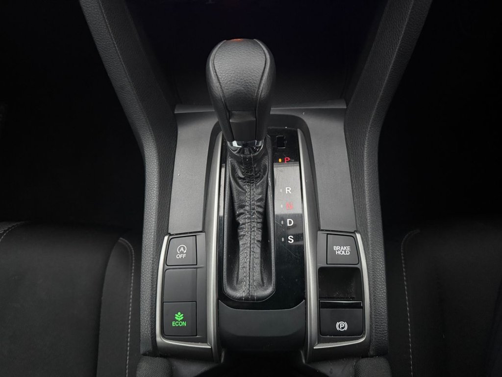 Used Honda Civic 2018 for sale - 76509880: Photo 20