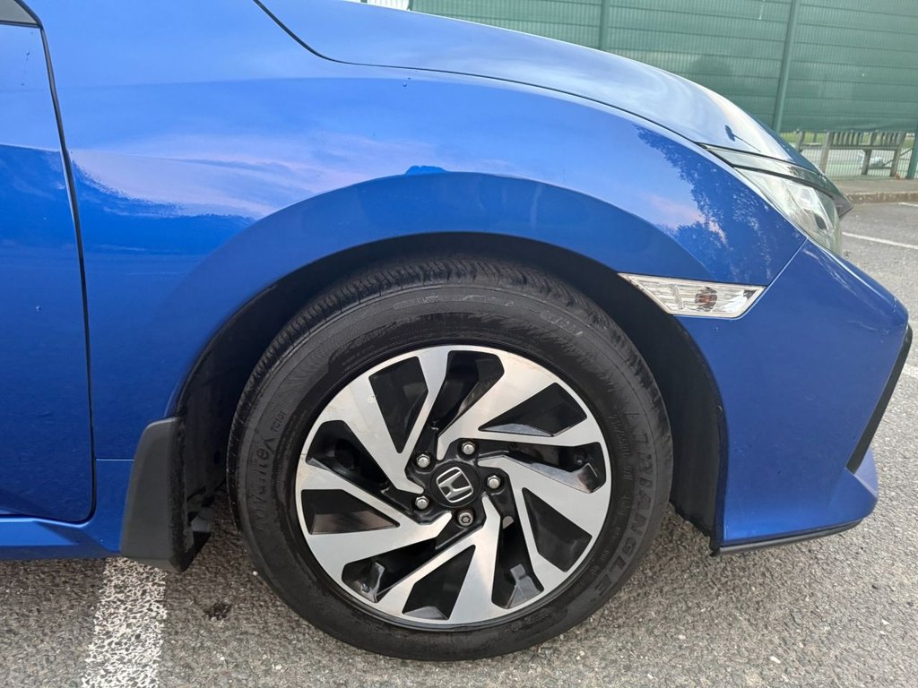 Used Honda Civic 2018 for sale - 76509880: Photo 9