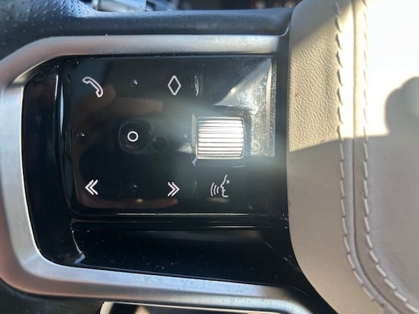 Used Land Rover Range Rover Velar 2022 for sale - 74065648: Photo 15