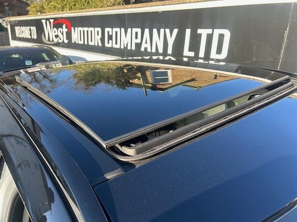 Used Land Rover Range Rover Velar 2022 for sale - 74065648: Photo 8