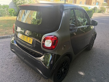 Used smart fortwo 2018 for sale - 78672723: Photo