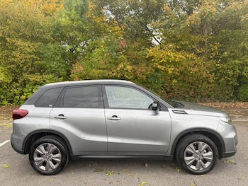 Used Suzuki Vitara 2022 for sale - 76280318: Photo 2