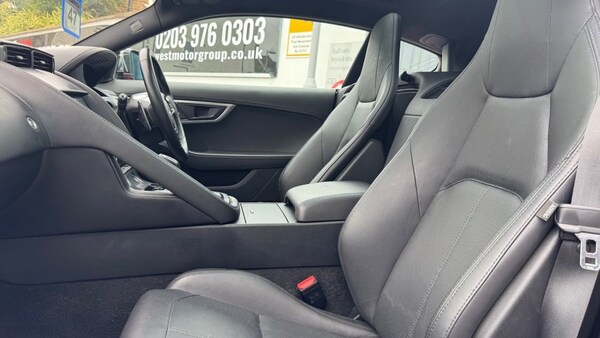Used Jaguar F-Type 2021 for sale - 75028402: Photo 46