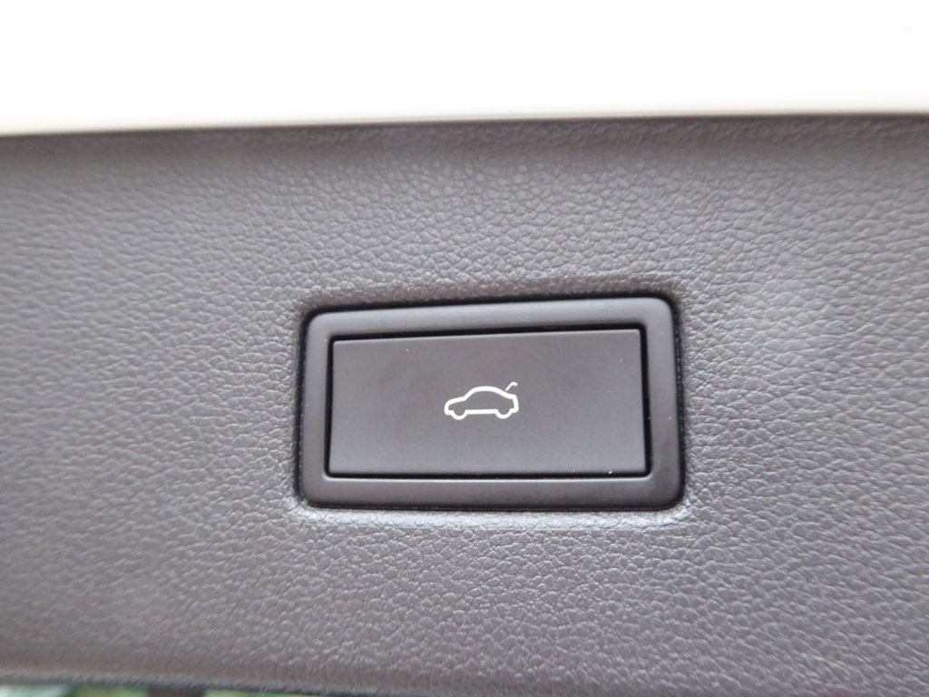 Used Volkswagen Tiguan 2023 for sale - 76962514: Photo 35