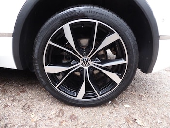 Used Volkswagen Tiguan 2023 for sale - 76962514: Photo