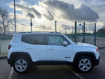 Used Jeep Renegade 2015 for sale - 77572062: Photo