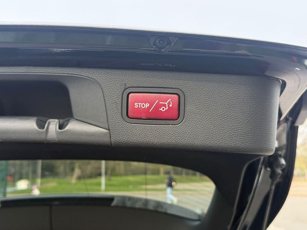 Used Mercedes-Benz GLC 2019 for sale - 78003348: Photo 30