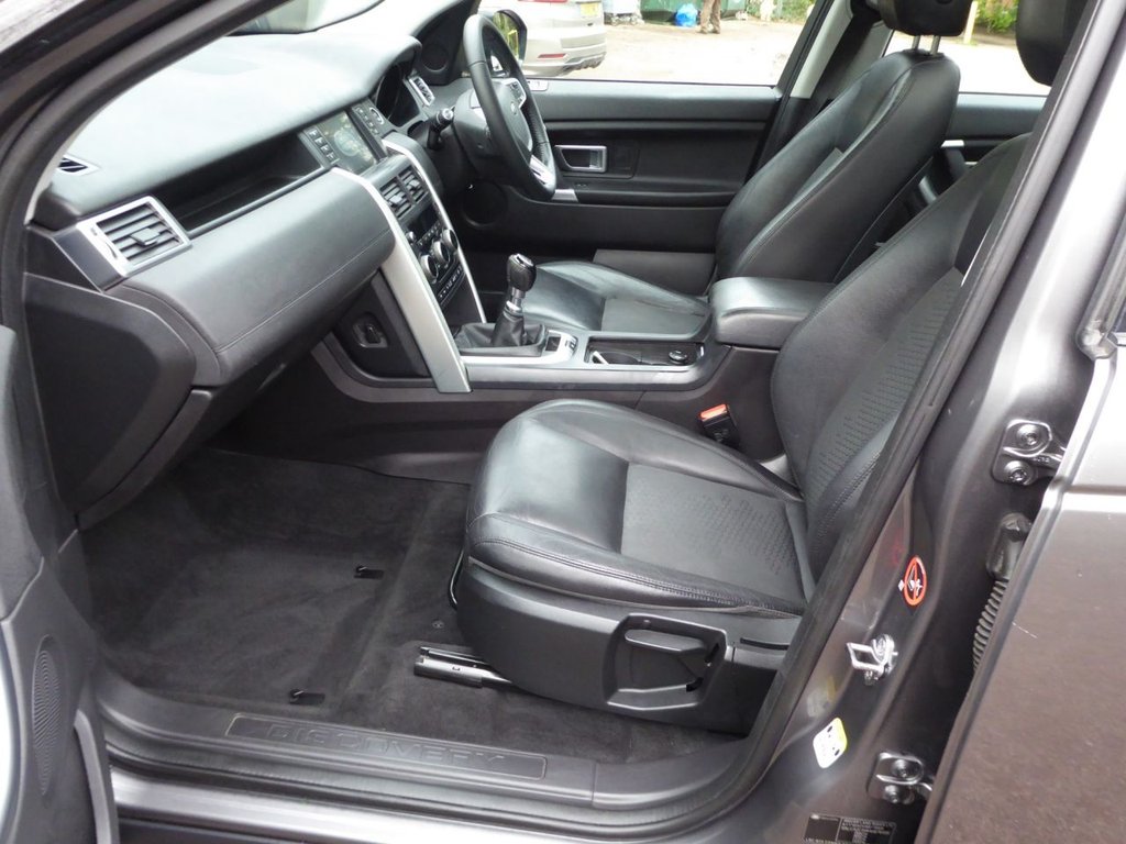 Used Land Rover Discovery Sport 2017 for sale - 76986134: Photo 18