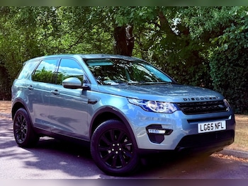 Used Land Rover Discovery Sport 2015 for sale - 79608242: Photo