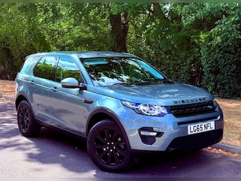 Used Land Rover Discovery Sport 2015 for sale - 79608242: Photo