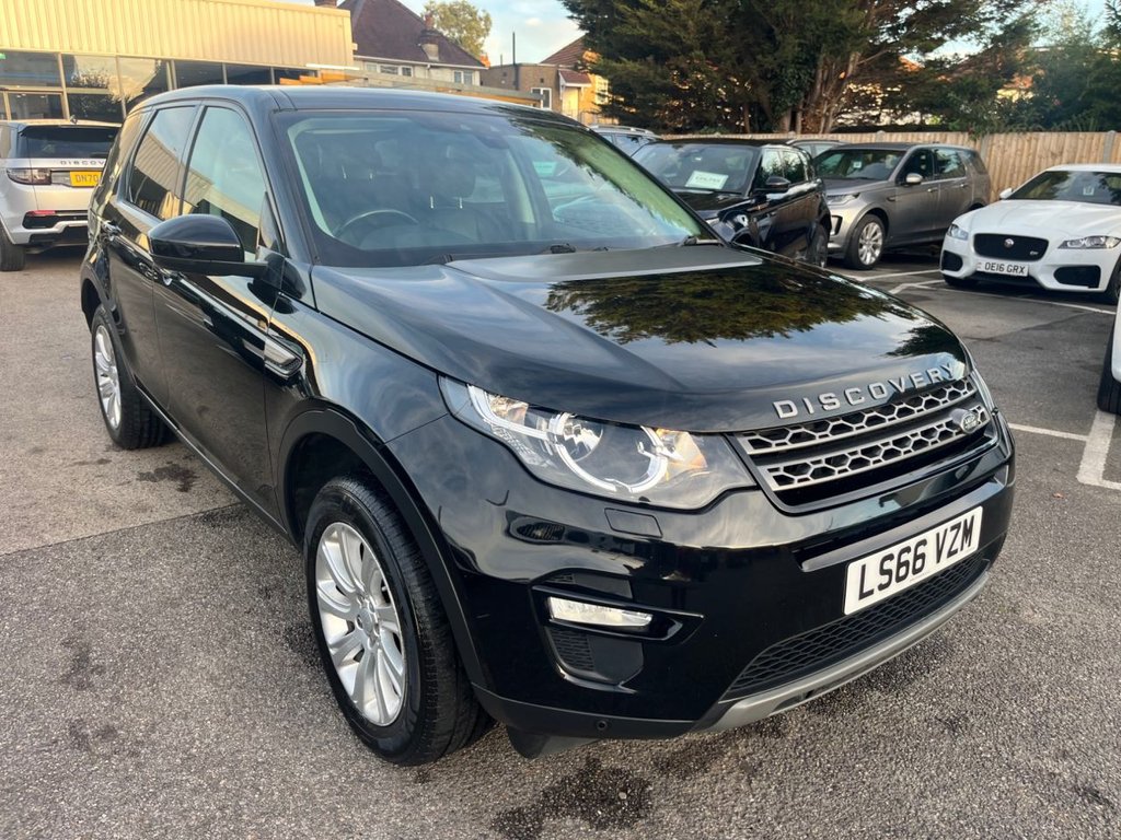 Used Land Rover Discovery Sport 2016 for sale - 76698216: Photo 1