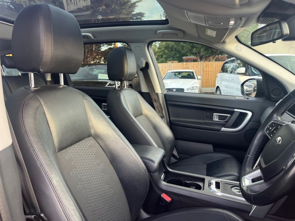 Used Land Rover Discovery Sport 2016 for sale - 76698216: Photo 12