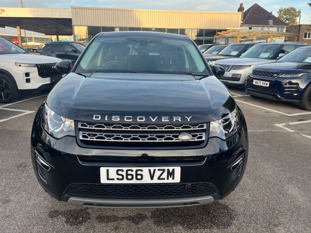 Used Land Rover Discovery Sport 2016 for sale - 76698216: Photo 2
