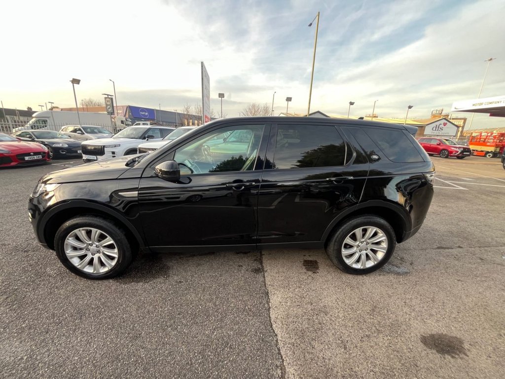 Used Land Rover Discovery Sport 2016 for sale - 76698216: Photo 5