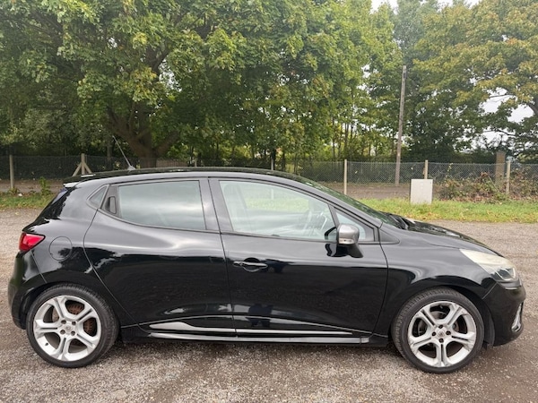 Used Renault Clio 2016 for sale - 76303794: Photo 2