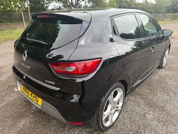 Used Renault Clio 2016 for sale - 76303794: Photo