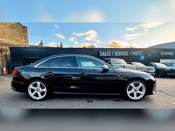 Used Audi A4 2021 for sale - 76617732: Photo