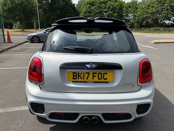 Used MINI Hatch 2017 for sale - 76582034: Photo