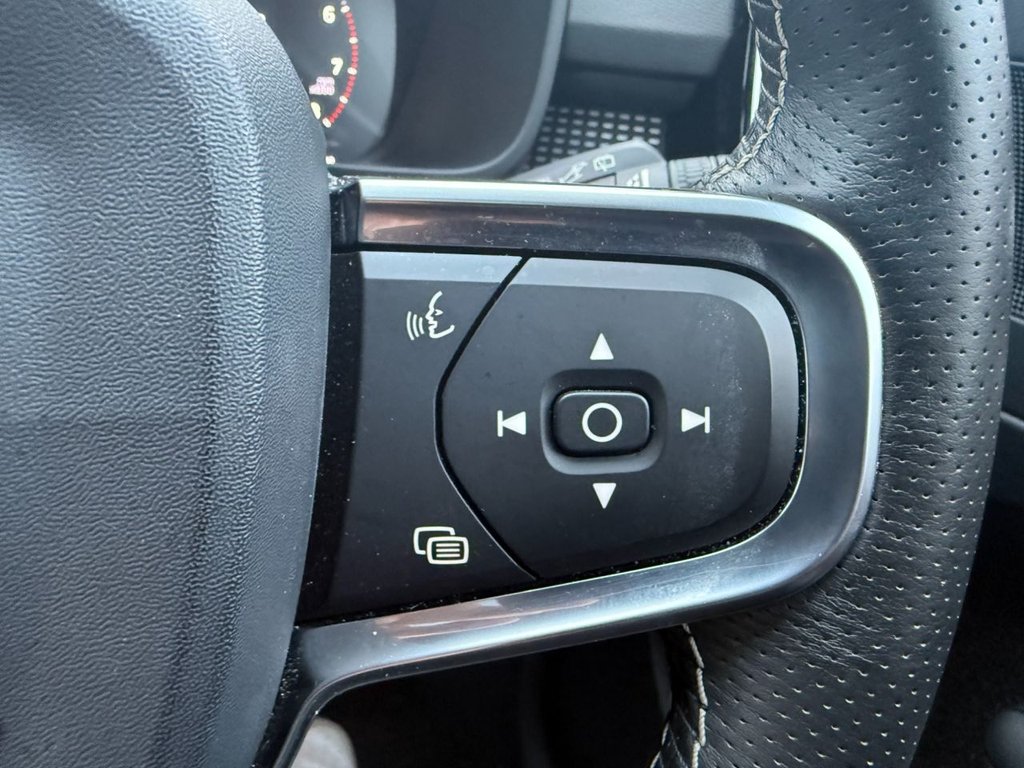 Used Volvo XC40 2019 for sale - 77498398: Photo 27