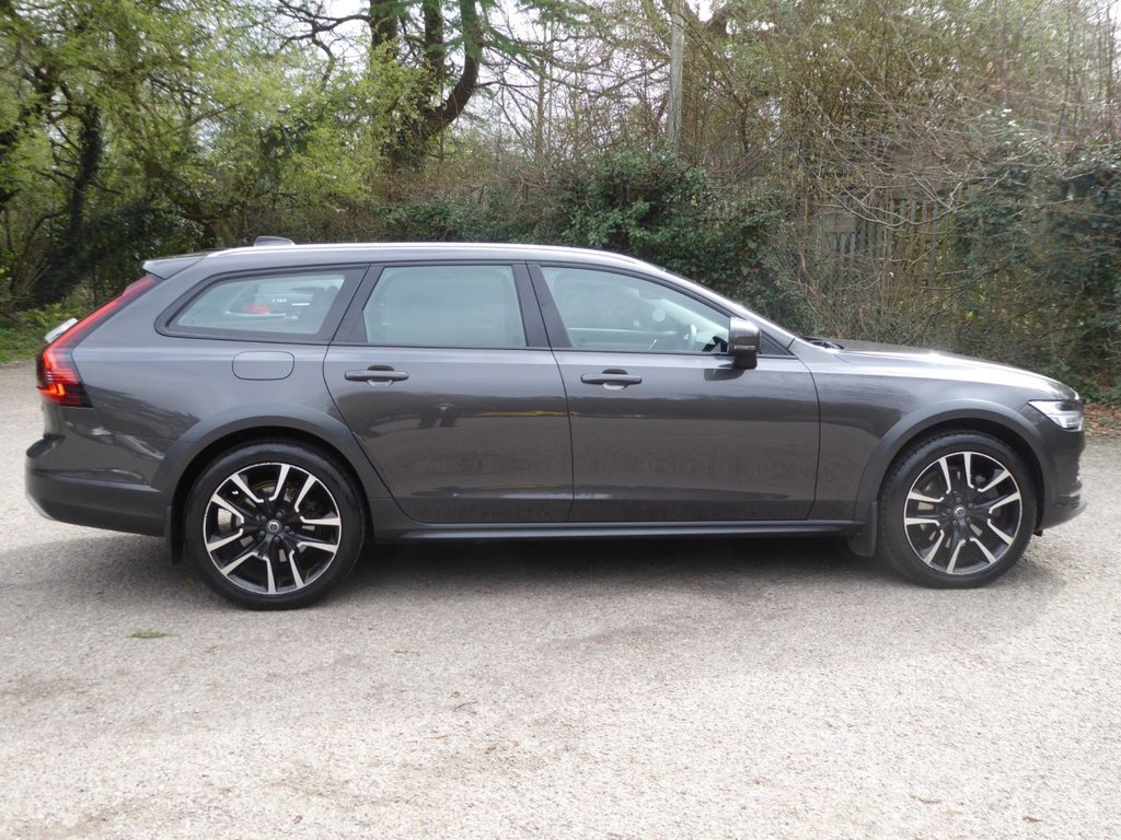 Used Volvo V90 2022 for sale - 77850399: Photo 12