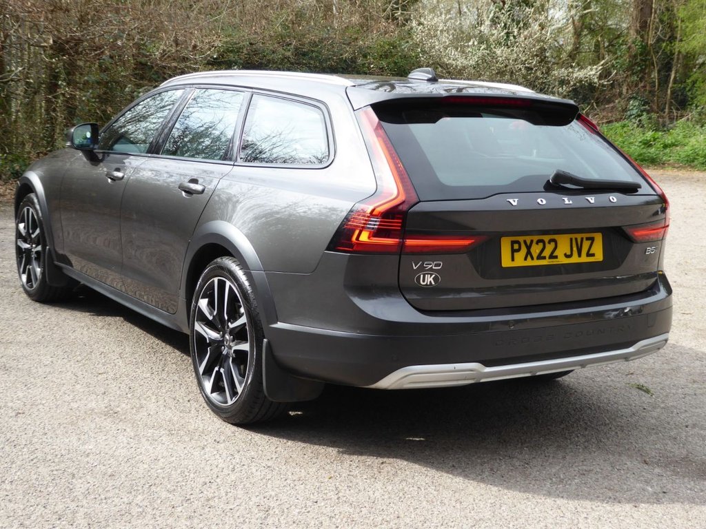 Used Volvo V90 2022 for sale - 77850399: Photo 2