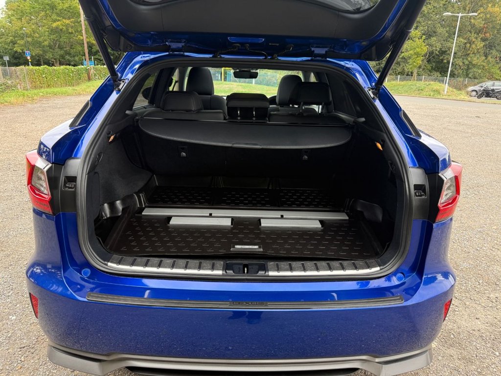 Used Lexus RX 2019 for sale - 76665717: Photo 10