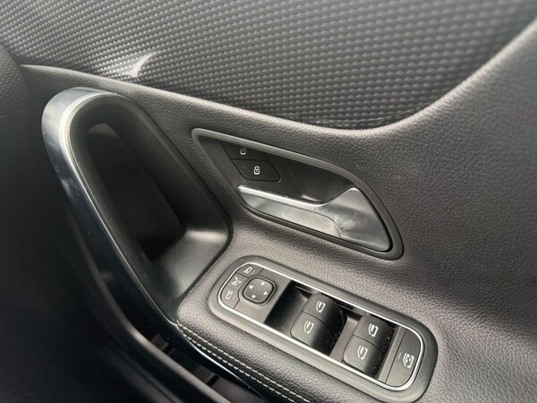 Used Mercedes-Benz A-Class 2018 for sale - 76210450: Photo 30