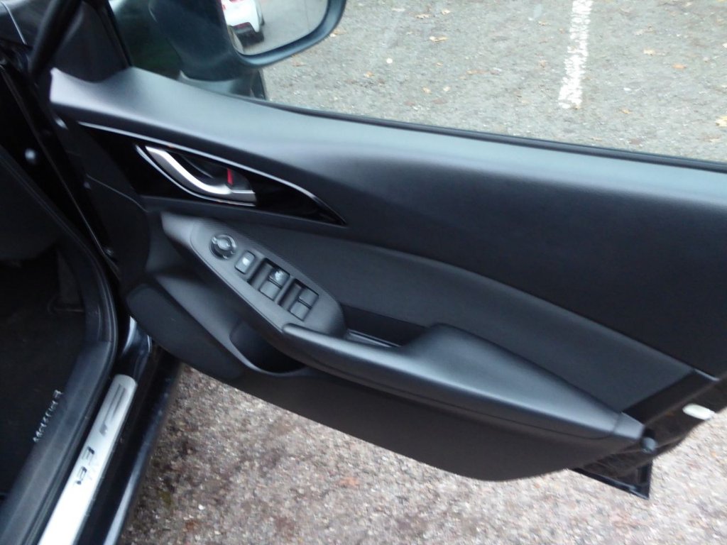 Used Mazda Mazda3 2016 for sale - 76910332: Photo 14