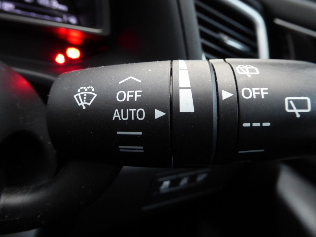 Used Mazda Mazda3 2016 for sale - 76910332: Photo 31