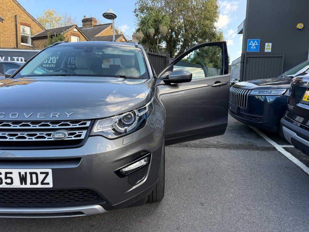 Used Land Rover Discovery Sport 2015 for sale - 76386618: Photo 10