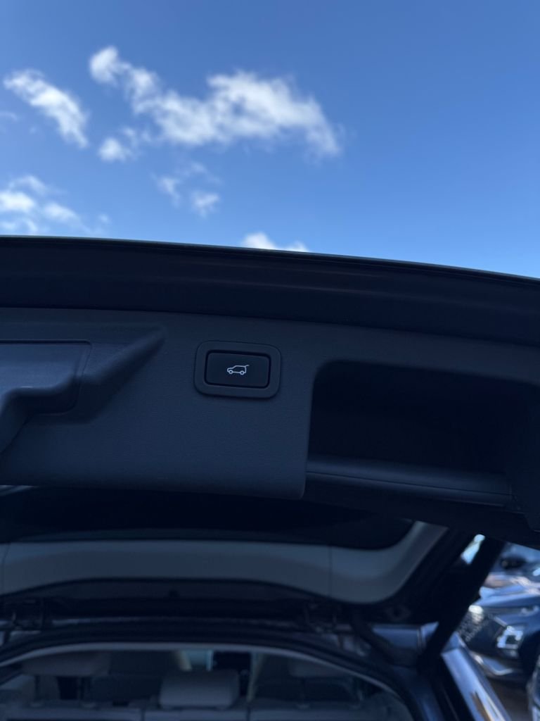 Used Land Rover Discovery Sport 2015 for sale - 76386618: Photo 17