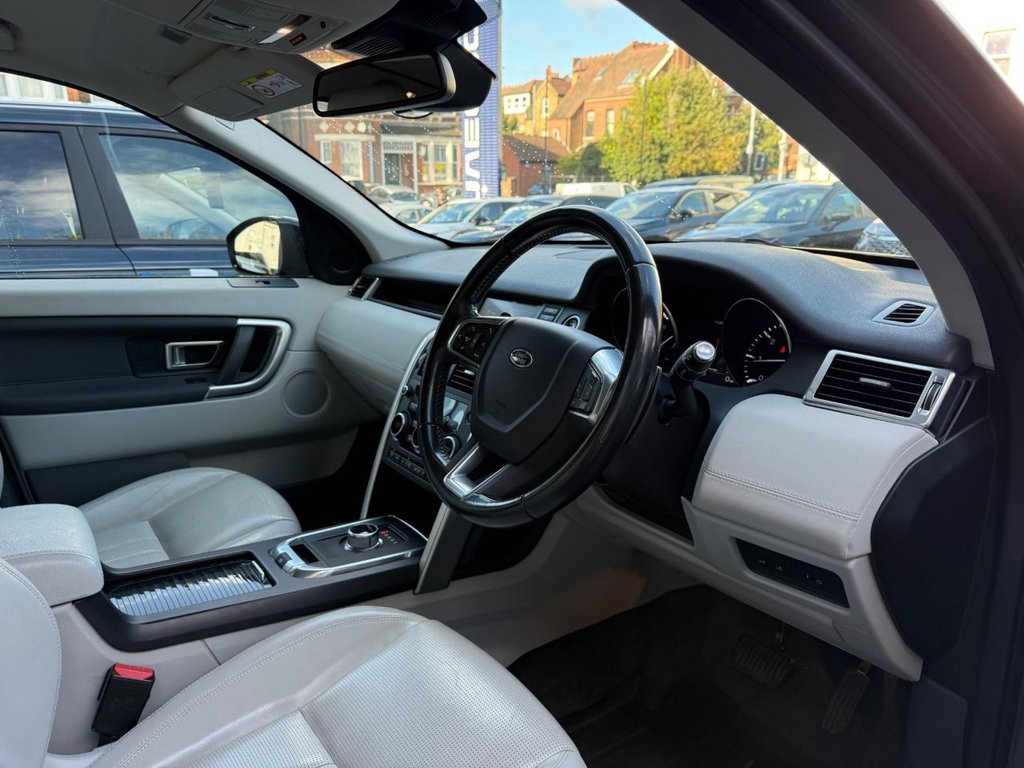 Used Land Rover Discovery Sport 2015 for sale - 76386618: Photo 20