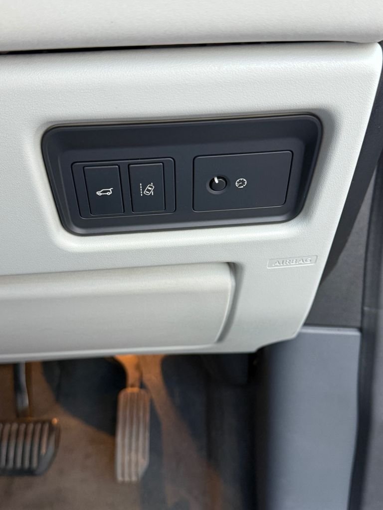 Used Land Rover Discovery Sport 2015 for sale - 76386618: Photo 29