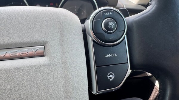 Used Land Rover Discovery 2017 for sale - 74461367: Photo 22