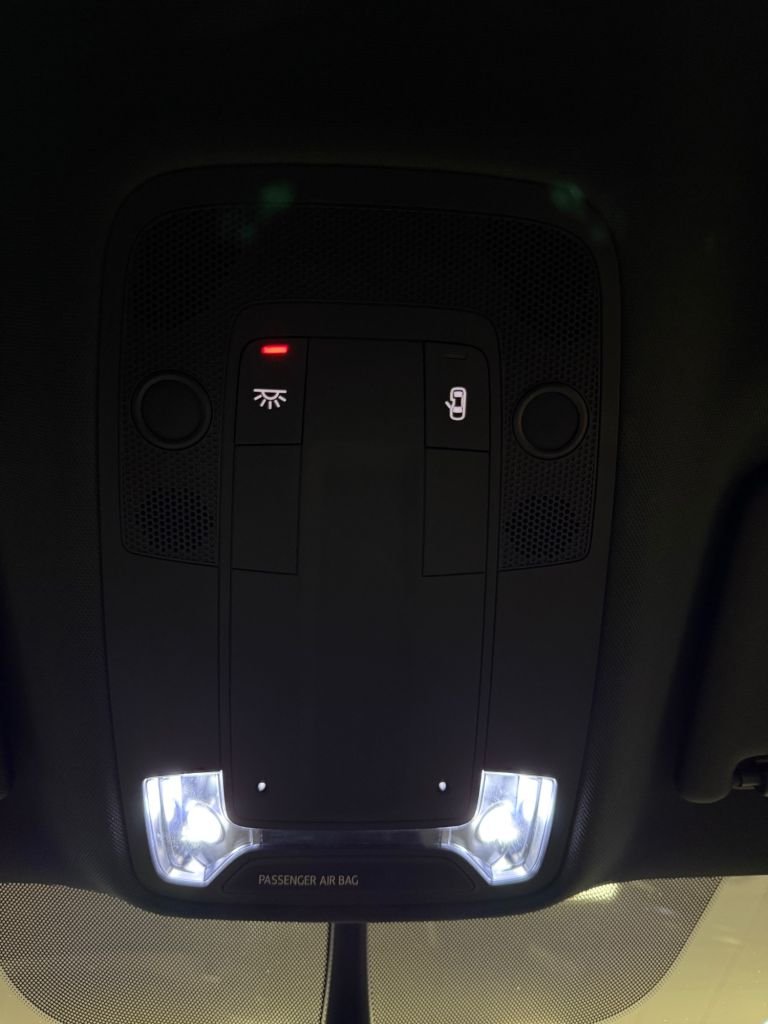 Used Audi Q2 2017 for sale - 76256395: Photo 32