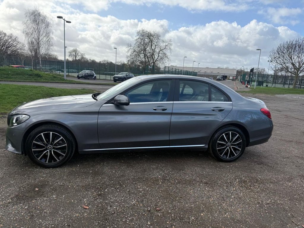 Used Mercedes-Benz C Class 2019 for sale - 77850266: Photo 5