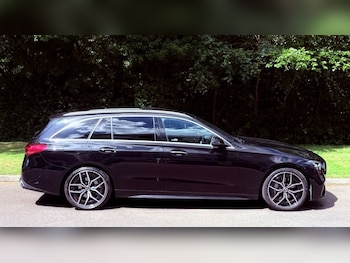 Used Mercedes-Benz C Class 2024 for sale - 79072704: Photo