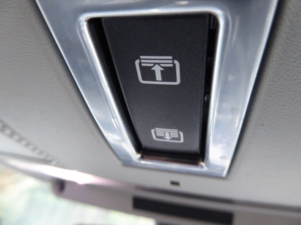 Used Land Rover Discovery Sport 2017 for sale - 77733891: Photo 46